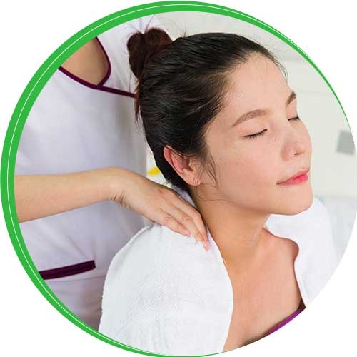 Ca sĩ Kiwi Ngô Mai Trang sử dụng dịch vụ tại Momcare24h